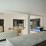 Noel Imotski Makarska Villa *