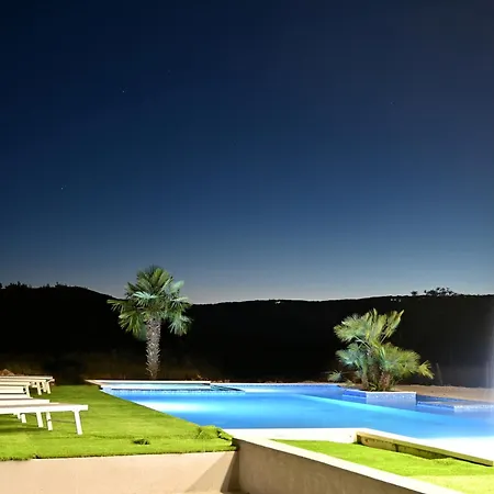 Βίλα Noel Imotski Makarska *